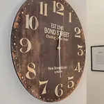 Sweethome - Luxus Pur - Grosse Kueche, Terrasse, Stellplatz, Wifi * Halle (Saale)